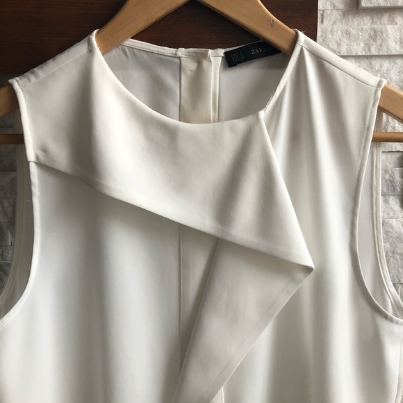 ZARA Sleeveless Blouse - Picture 3 of 6
